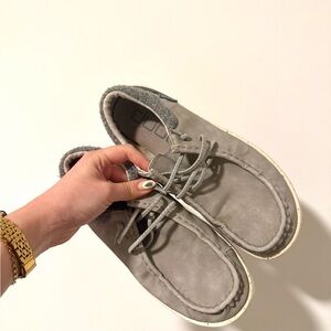 Hey Dude Polly Gray Womens Size 8 Athletic Walking Outdoor Leather Slip On Shoes